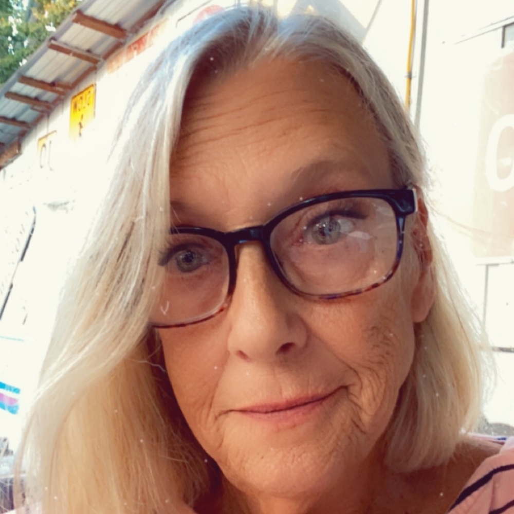 Meet your Posher, Sylvia